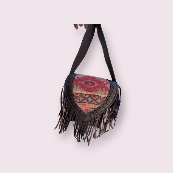 NWT - Fringed Cowgirl Flap Bag Crossbody - America West - Picture 7 of 8